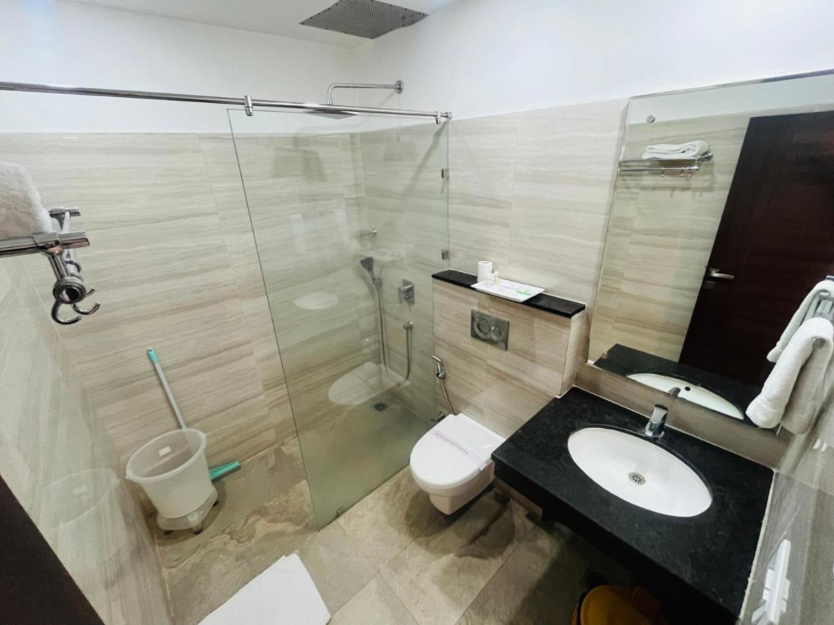 Hotel The Great Ganga Rishīkesh Buitenkant foto
