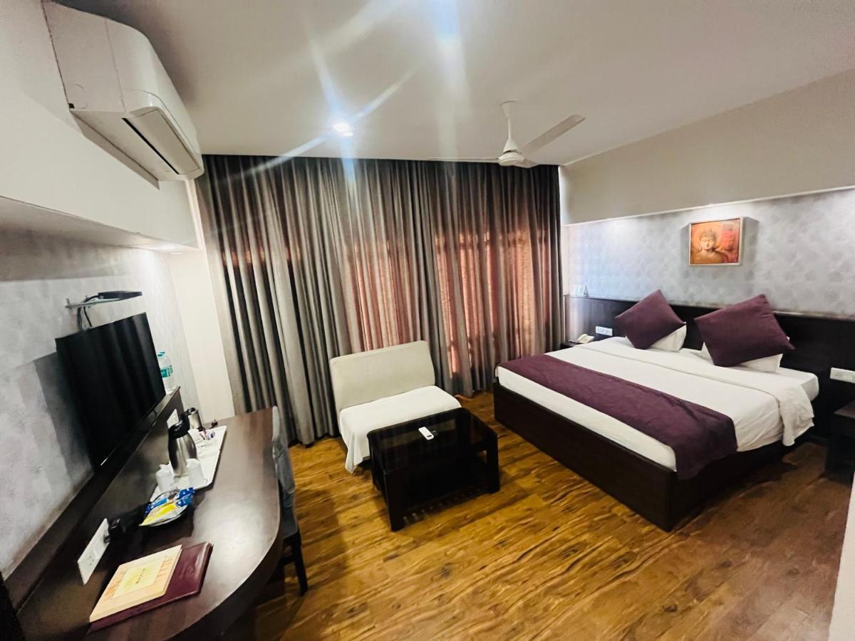Hotel The Great Ganga Rishīkesh Buitenkant foto